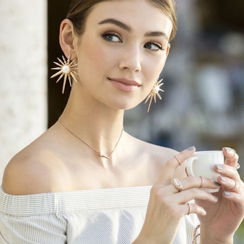 PHỤ KIỆN KHÔNG THỂ THIỂU CỦA CON GÁI